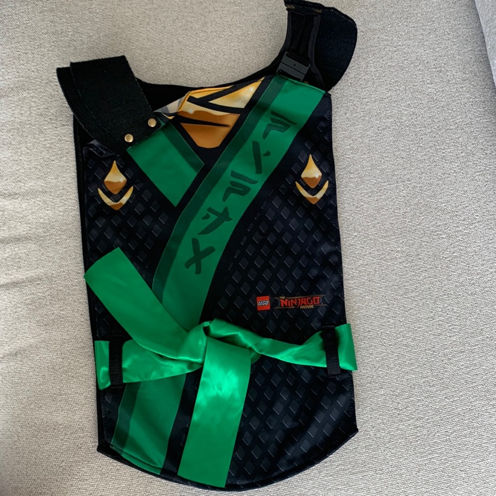 Kid’s Halloween costume Lego NINJAGO Movie. Size S-M